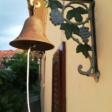 Gyoengyszem Vendeghaz 3*