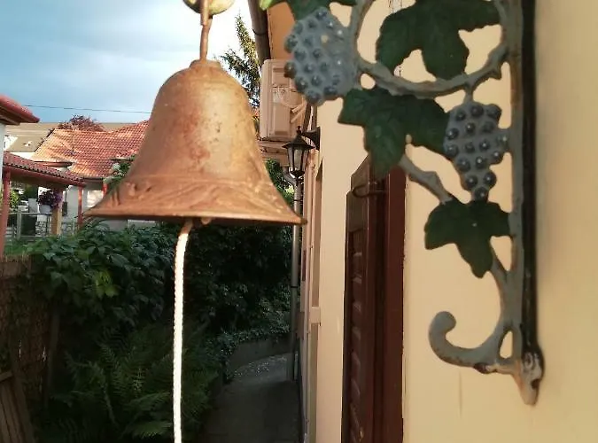 Гостевой дом Gyongyszem Vendeghaz 3*